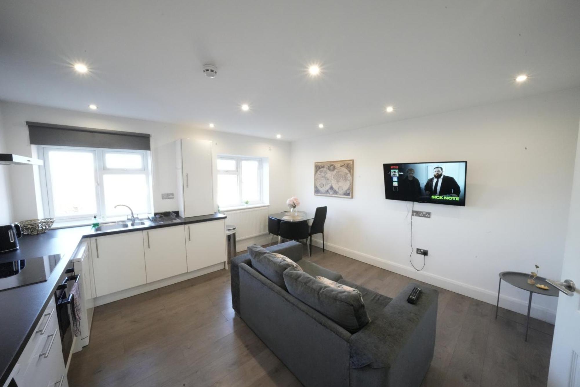 Hatton Apartments Heathrow Airport- Free Parking-Free Underground To And From Heathrow Airport Hatton Cross See Picture-See London Fast Hatton Cross To Central London 30Min Ngoại thất bức ảnh